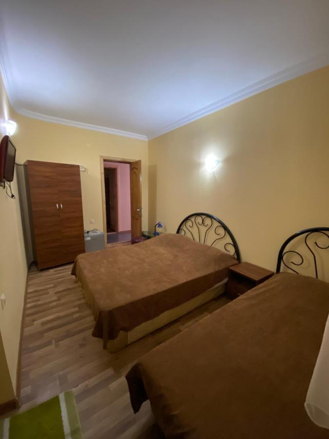 Hotel Dadiani Batumi Exterior photo